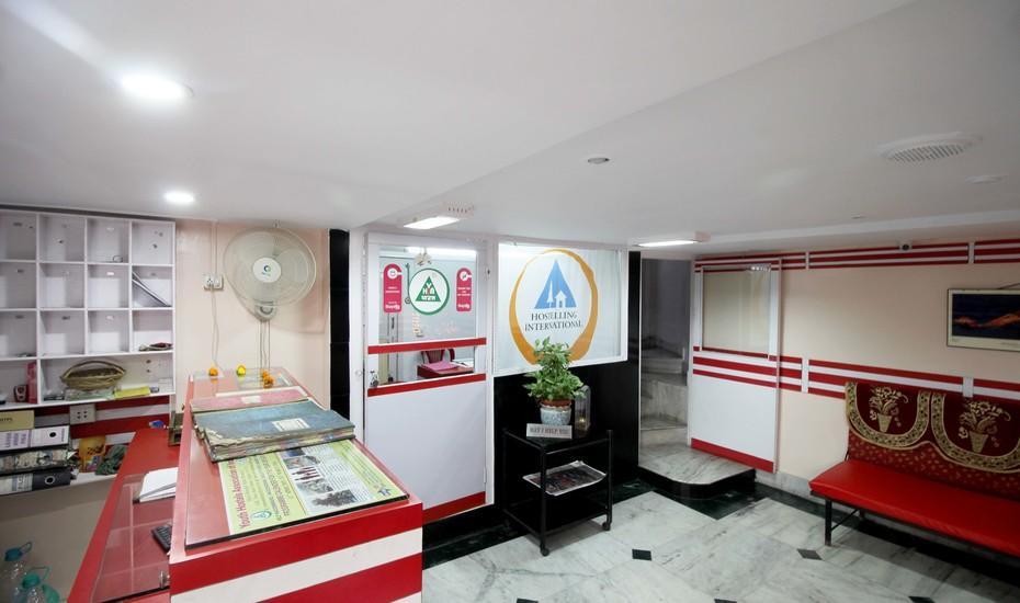 Kim Lawn Guest House Колката Екстер'єр фото